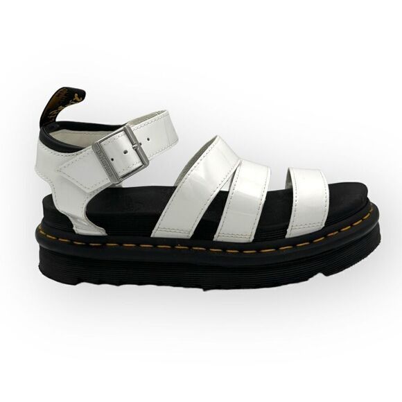 Doc Martens Blaire Sandal White Black Womens 7 RIGHT shoe ONLY - Picture 1 of 7